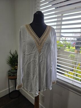 Lascana White V-Neck Tunic Top with Beige Crochet Trim